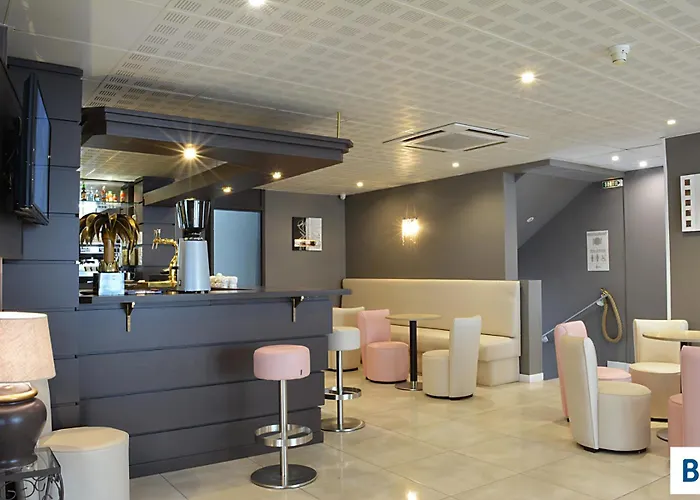 Hotel Croix Des Bretons - Lourdes Pyrenees